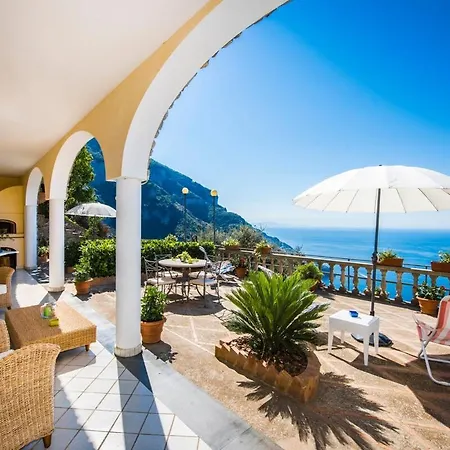 De Vivo Realty - Savina Villa *