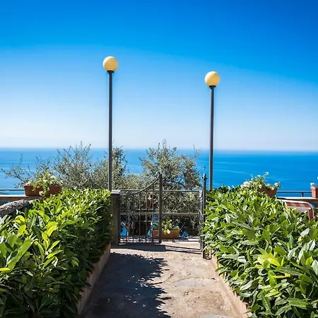 Villa De Vivo Realty - Savina Positano